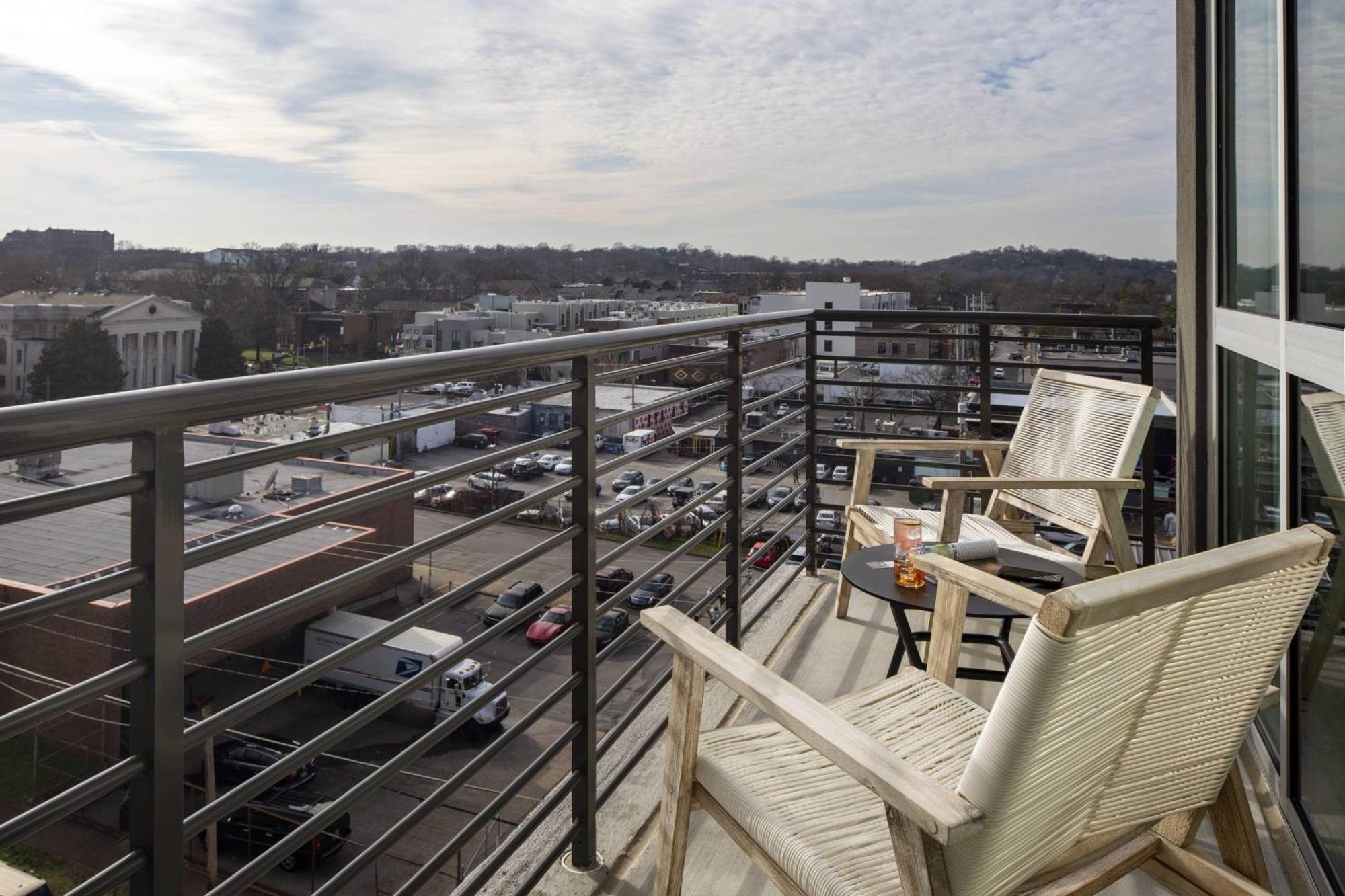 Moxy Nashville Vanderbilt Area Buitenkant foto