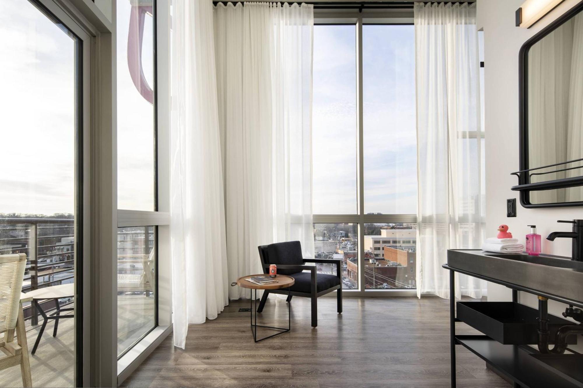 Moxy Nashville Vanderbilt Area Buitenkant foto