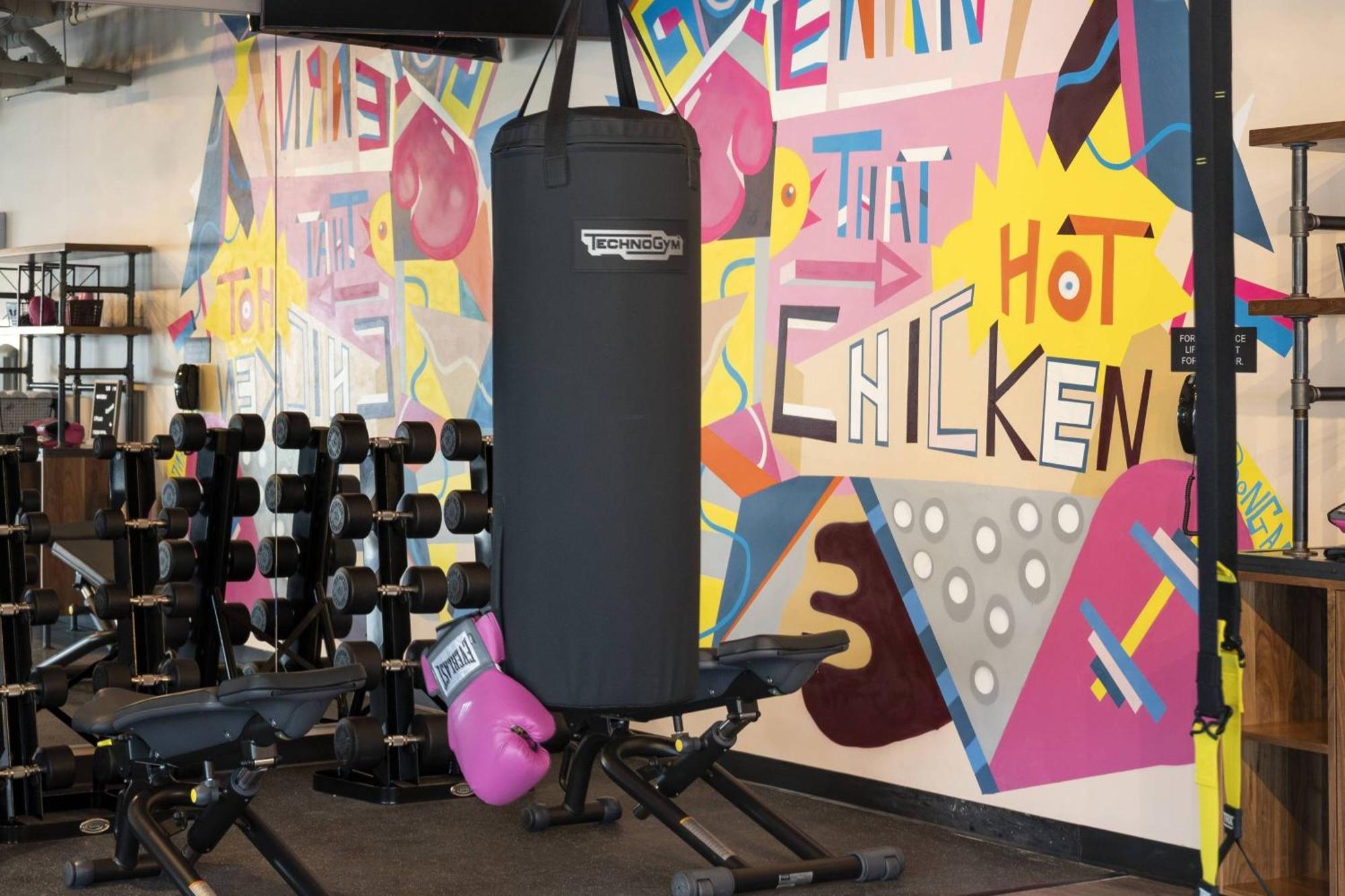 Moxy Nashville Vanderbilt Area Buitenkant foto