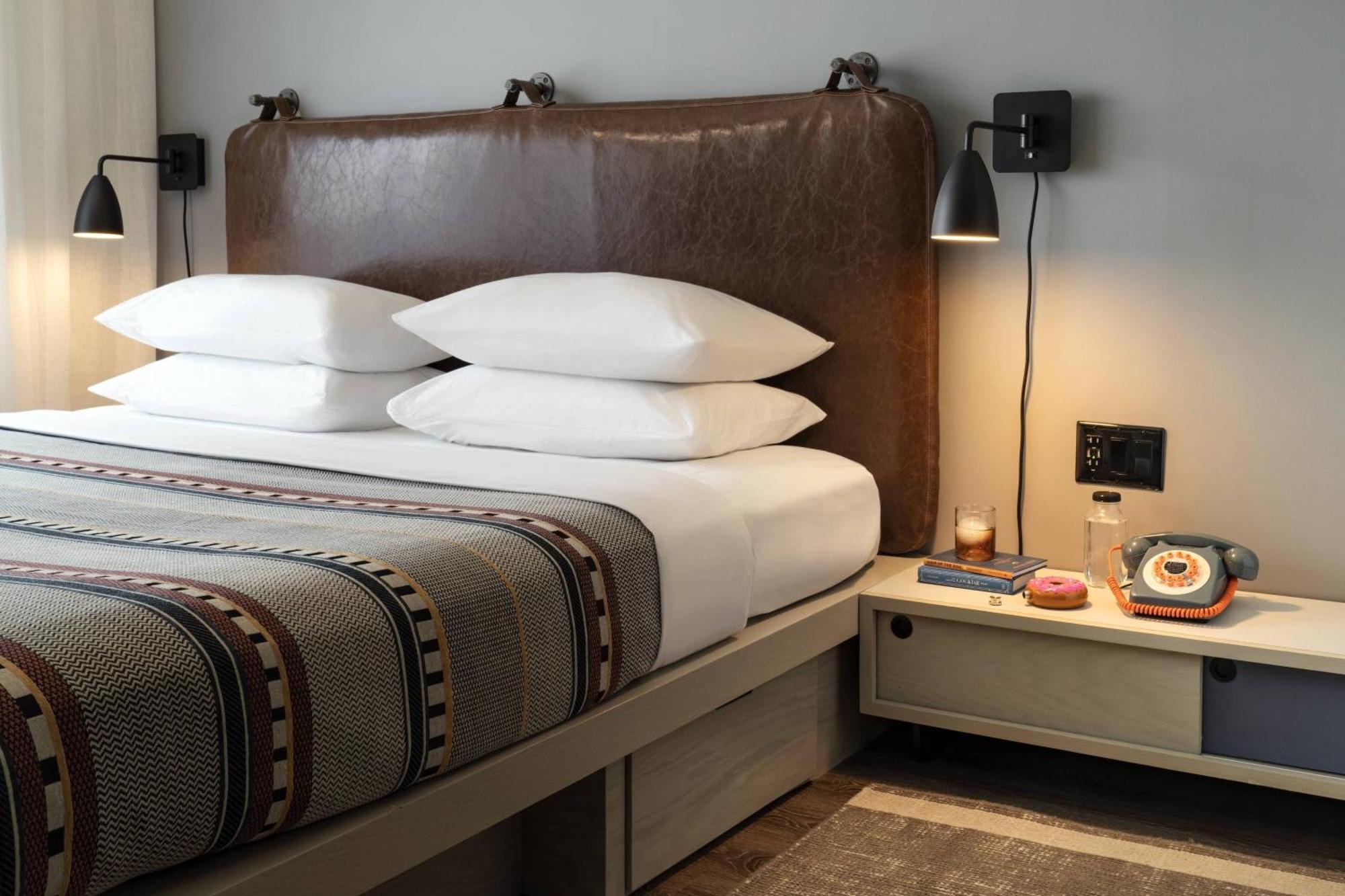 Moxy Nashville Vanderbilt Area Buitenkant foto
